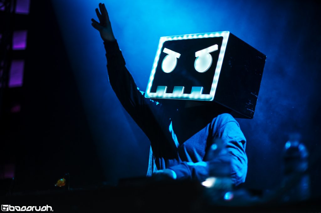 A picture of Barely Alive